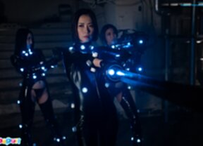 Asami Kondo and Haruka Suzuno with Saki Kawanami together on stage